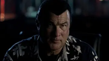 Zasłona do filmu "Niebezpieczny poker" #1869099