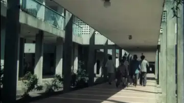 Zasłona do filmu "Cô gái trên sông" #1188479