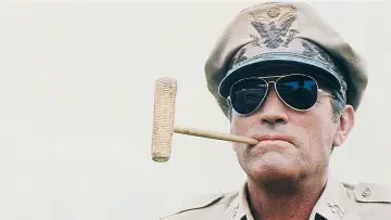 Zasłona do filmu "MacArthur" #432669