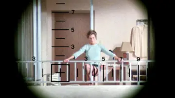 Zasłona do filmu "Ktoś mnie obserwuje" #938476