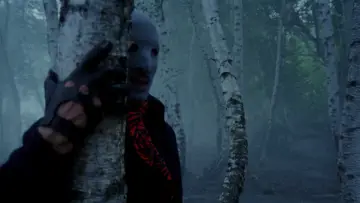 Zasłona do filmu "Torso" #1093597