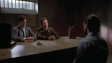 Zasłona do filmu "Samotny w obliczu prawa" #420581