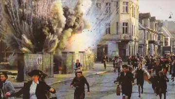 Zasłona do filmu "Światło w mroku" #1037083