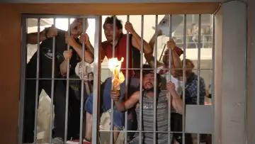 Zasłona do filmu "Cela 211" #1583686