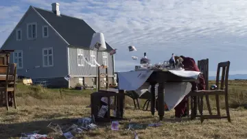 Zasłona do filmu "Brúðguminn" #731584
