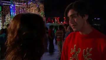 Zasłona do filmu "Wesołych Świąt, Drake i Josh" #1079021
