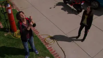 Zasłona do filmu "Wesołych Świąt, Drake i Josh" #1079025