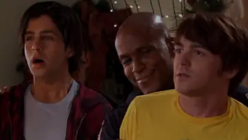 Zasłona do filmu "Wesołych Świąt, Drake i Josh" #1079101