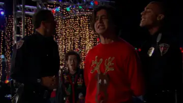 Zasłona do filmu "Wesołych Świąt, Drake i Josh" #1079131