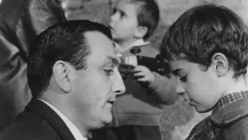 Zasłona do filmu "Kategoria Duże Ryzyko" #434217