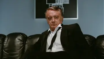 Zasłona do filmu "Wschód Czarnego Księżyca" #424939