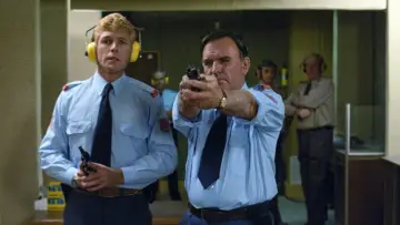 Zasłona do filmu "Money Movers" #1133241
