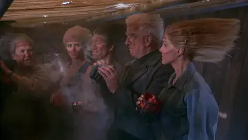 Zasłona do filmu "Naga broń 33 1/3: Ostateczna zniewaga" #636534