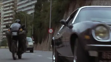 Zasłona do filmu "Nigdy nie mów nigdy" #664918