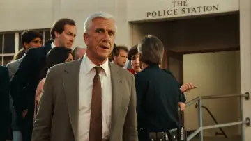 Zasłona do filmu "Naga broń: Z akt Wydziału Specjalnego" #1630251