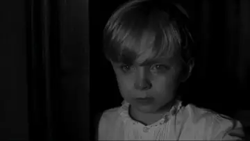Zasłona do filmu "Biała wstążka" #1632961