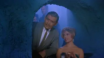 Zasłona do filmu "Zaczęło się w Neapolu" #1578803