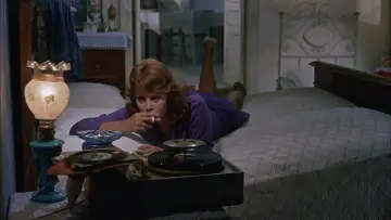 Zasłona do filmu "Zaczęło się w Neapolu" #1578804