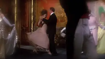 Zasłona do filmu "W pogodny dzień zobaczysz przeszłość" #1885067