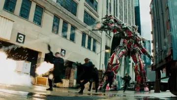Zasłona do filmu "Transformers: Po ciemnej stronie Księżyca" #810708