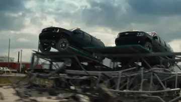 Zasłona do filmu "Transformers: Po ciemnej stronie Księżyca" #810736