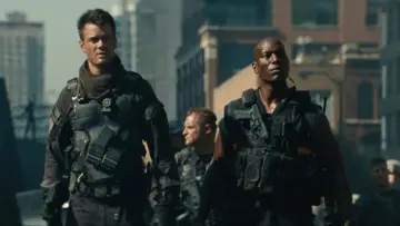 Zasłona do filmu "Transformers: Po ciemnej stronie Księżyca" #810775