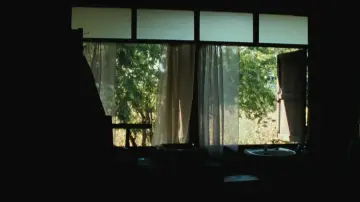 Zasłona do filmu "Wujek Boonmee, który potrafi przywołać swoje poprzednie wcielenia" #996516