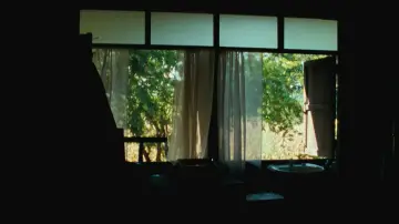 Zasłona do filmu "Wujek Boonmee, który potrafi przywołać swoje poprzednie wcielenia" #996517
