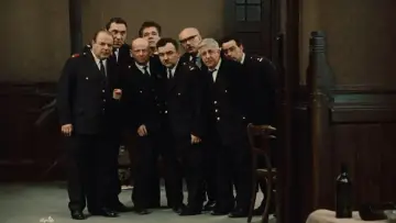Zasłona do filmu "Pali się, moja panno" #1088610