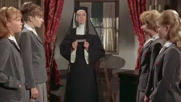 Zasłona do filmu "The Trouble with Angels" #1062509