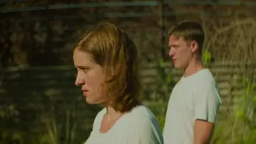 Zasłona do filmu "Kieł" #1647333