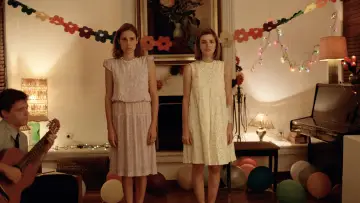 Zasłona do filmu "Kieł" #240161