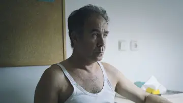 Zasłona do filmu "Kieł" #738650