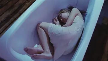 Zasłona do filmu "式日" #949996