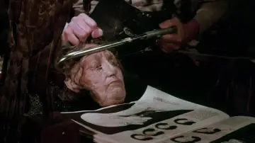 Zasłona do filmu "Deranged" #483727