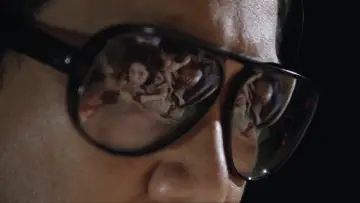 美女のはらわた