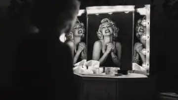 Zasłona do filmu "Blondynka" #306703