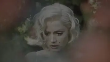 Zasłona do filmu "Blondynka" #696861