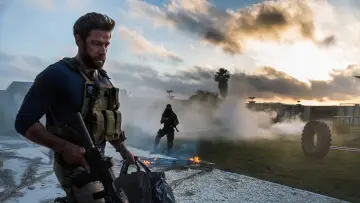 Zasłona do filmu "13 Godzin: Tajna misja w Benghazi" #1726055