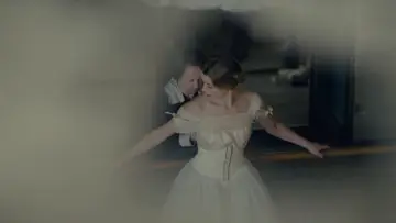 Zasłona do filmu "Dziewczyna z portretu" #850096