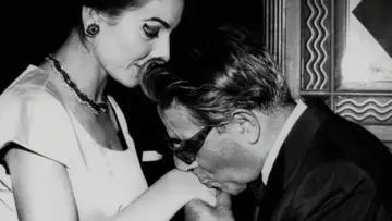 Zasłona do filmu "Callas Assoluta" #729573