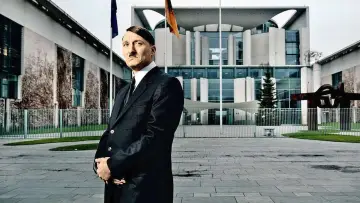 Zasłona do filmu "On wrócił" #261901