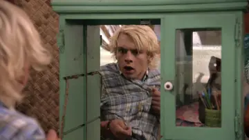 Zasłona do filmu "Teen Beach 2" #1185576