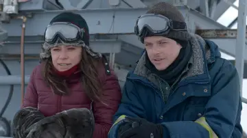 Zasłona do filmu "Kochankowie i niedźwiedź" #427667
