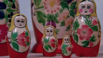 Zasłona do filmu "Matrioska" #1817678