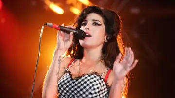 Zasłona do filmu "Amy" #392278