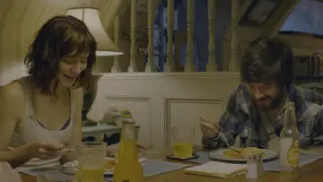 Zasłona do filmu "Cloverfield Lane 10" #443969