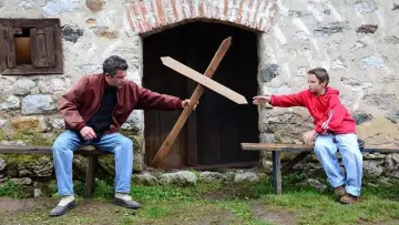 Zasłona do filmu "Enklawa" #1523687