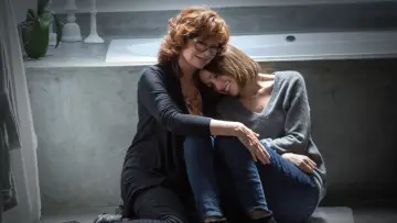 Zasłona do filmu "Wszędobylska mamuśka" #441264