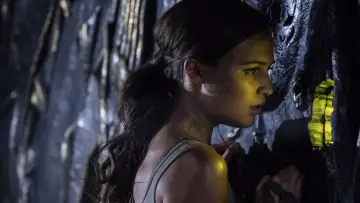 Zasłona do filmu "Tomb Raider" #319593